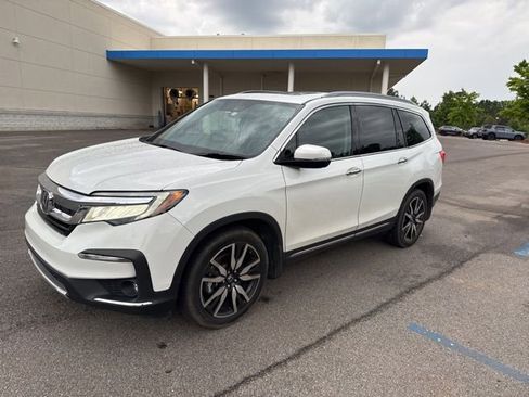 Used 2022 Honda Pilot Touring image 3