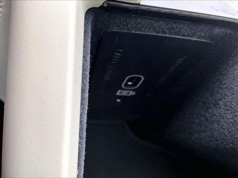 New 2026 Volvo XC60 B5 Ultra w/ Climate Package image 23