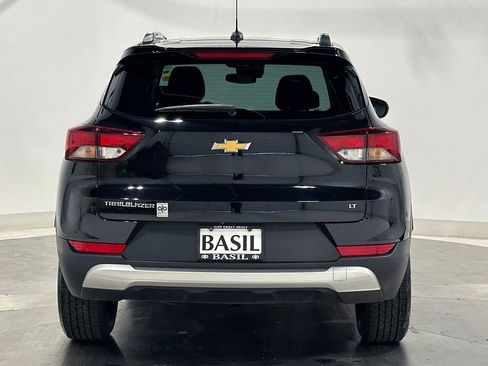 Used 2024 Chevrolet TrailBlazer LT FWD image 12
