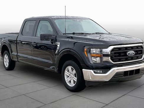 Used 2023 Ford F150 XLT w/ Equipment Group 301A Mid RWD image 3