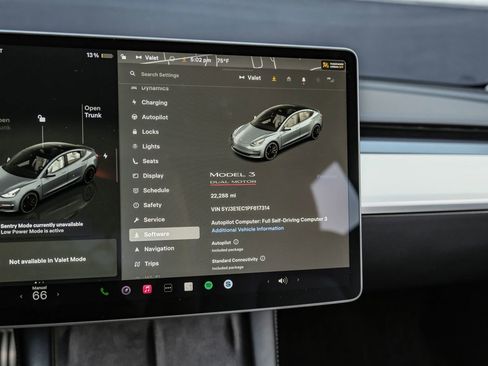 Used 2023 Tesla Model 3 Performance image 33