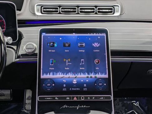 Certified 2025 Mercedes-Benz Maybach S 680 4MATIC image 18