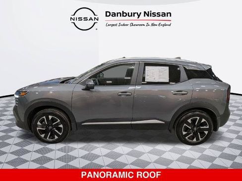 Certified 2025 Nissan Kicks SV w/ SV Premium Package AWD/4WD image 7