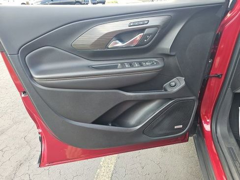 Used 2020 GMC Terrain SLT w/ Preferred Package image 18