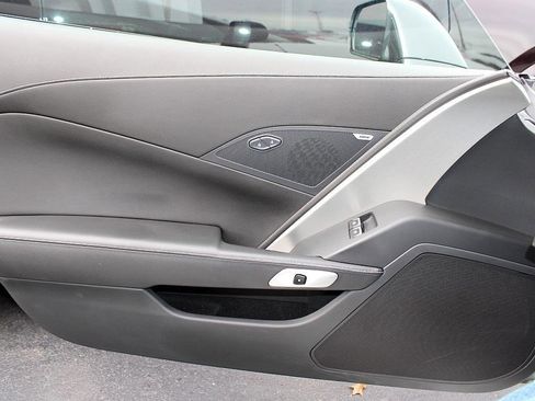 Used 2016 Chevrolet Corvette Z06 w/ Battery Protection Package image 11