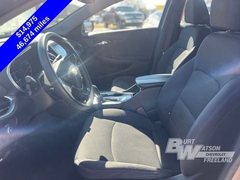 Used 2018 Chevrolet Malibu LT image 10