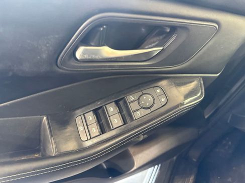 Used 2024 Nissan Rogue SV FWD image 16