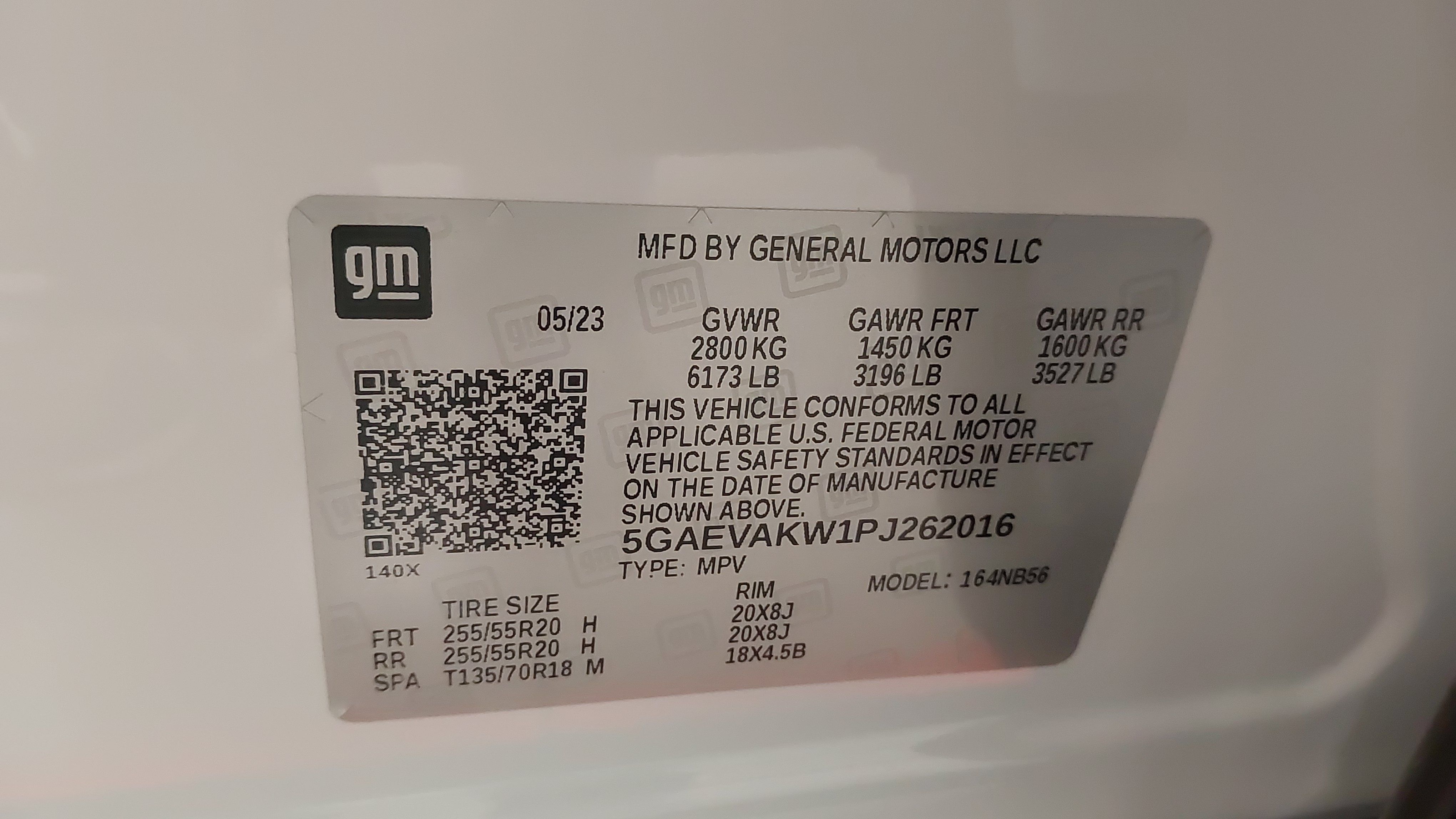 Used 2023 Buick Enclave Essence AWD/4WD image 33