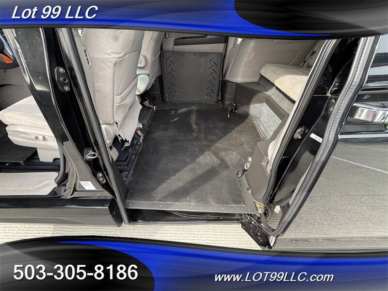 Used 2011 Honda Odyssey EX image 45