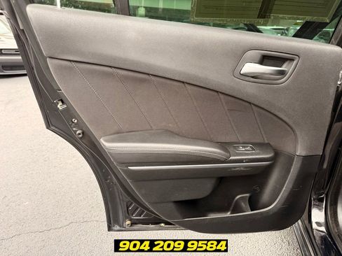 Used 2018 Dodge Charger R/T RWD image 21