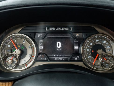 Used 2019 RAM 3500 Limited image 31