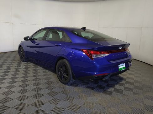 Used 2023 Hyundai Elantra SEL FWD image 5