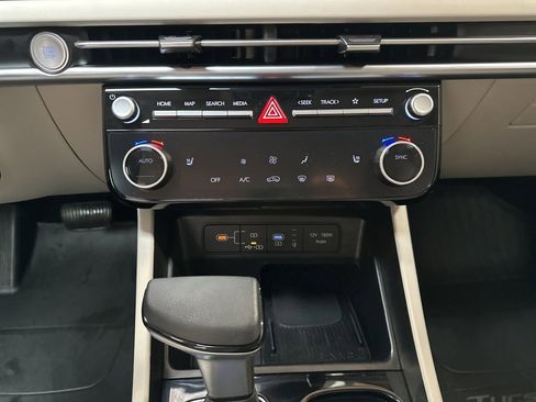 Used 2025 Hyundai Tucson SEL image 20