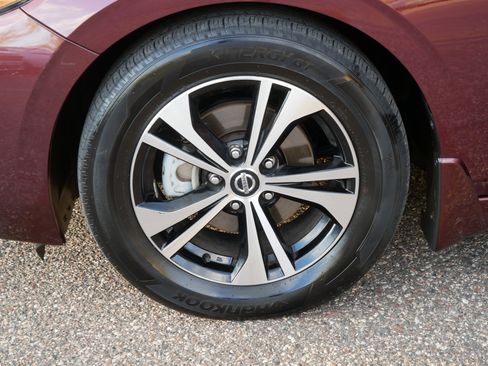 Certified 2023 Nissan Sentra SV FWD image 15