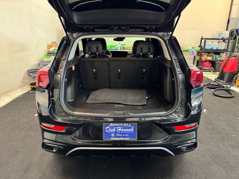 Used 2024 Buick Encore GX Sport Touring FWD image 6