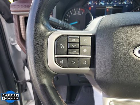 Used 2023 Ford Expedition Limited image 27