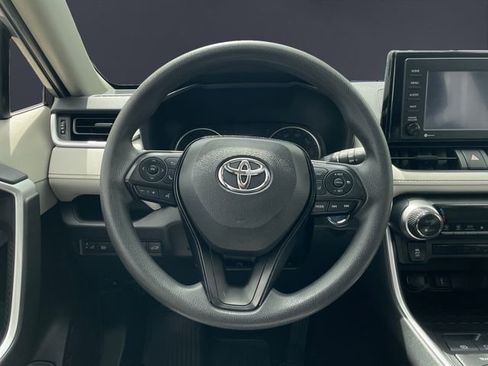 Used 2020 Toyota RAV4 XLE w/ Convenience Package AWD/4WD image 12