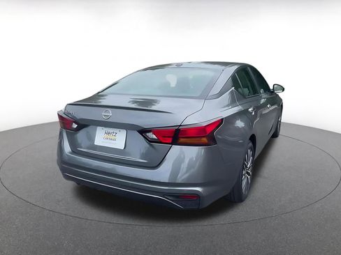 Used 2025 Nissan Altima 2.5 SV image 14