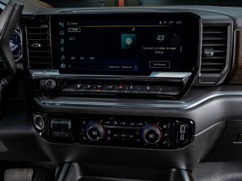 Used 2025 Chevrolet Silverado 2500 High Country w/ High Country Premium Package image 24