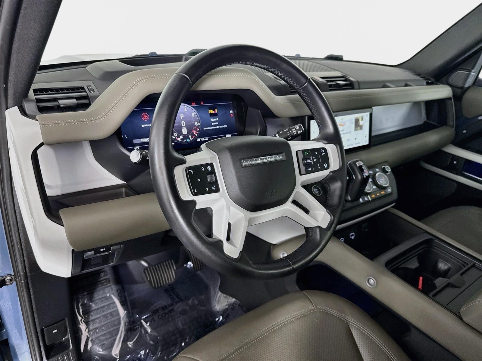 Used 2024 Land Rover Defender 110 S AWD/4WD image 9
