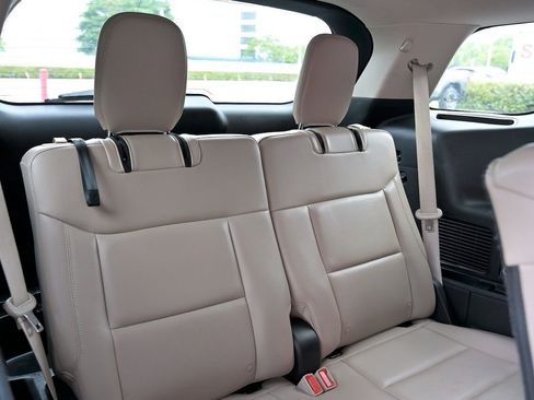 Used 2023 Ford Explorer XLT w/ Equipment Group 202A image 13