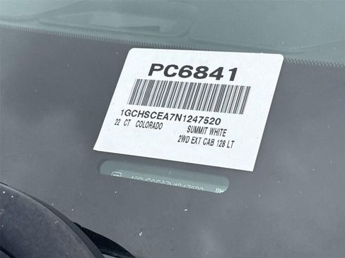 Used 2022 Chevrolet Colorado LT w/ Fleet Safety Package RWD image 29