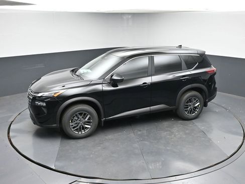 New 2026 Nissan Rogue S image 31