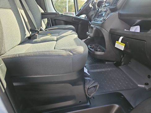 Used 2025 RAM ProMaster 3500 w/ Crew Van Package image 19