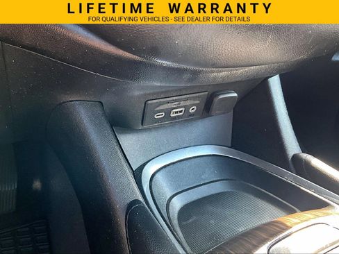 Used 2020 Chevrolet Malibu Premier FWD image 29