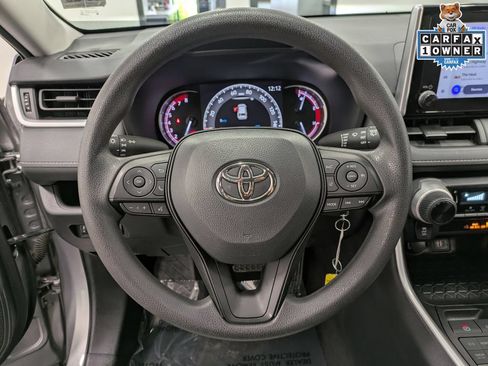 Used 2024 Toyota RAV4 LE AWD/4WD image 21