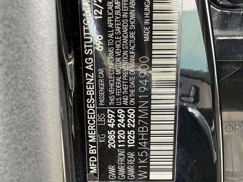 Used 2021 Mercedes-Benz CLA 250 4MATIC w/ Premium Package image 23