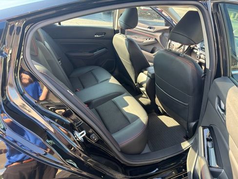 Used 2023 Nissan Altima 2.5 SR FWD image 16