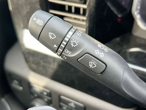 Used 2022 Chevrolet Silverado 1500 LT image 25