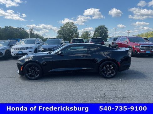 Used 2022 Chevrolet Camaro SS RWD image 3