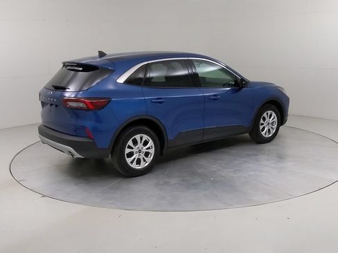 Certified 2023 Ford Escape Active FWD image 13