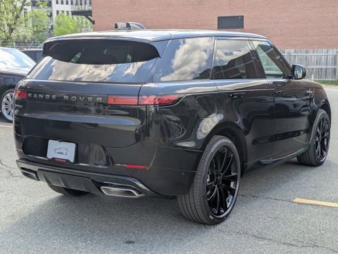 New 2026 Land Rover Range Rover Sport Dynamic SE image 2