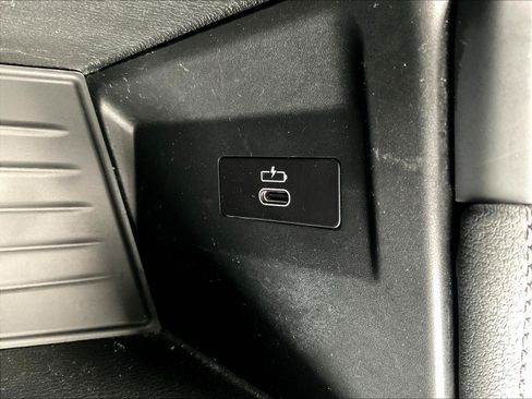 Used 2020 BMW X2 sDrive28i w/ Convenience Package FWD image 16