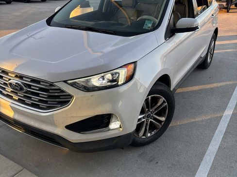 Used 2019 Ford Edge SEL w/ Equipment Group 201A image 1