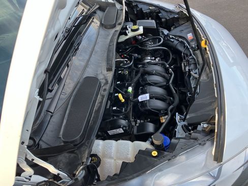 Used 2020 Ford Transit Connect XL FWD image 39