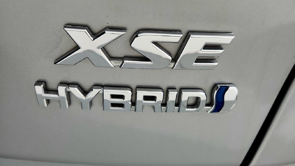 Certified 2024 Toyota RAV4 XSE w/ Advanced Technology Package AWD/4WD image 14