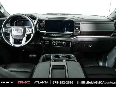 Used 2025 GMC Sierra 1500 SLT AWD/4WD image 19