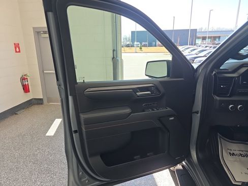 Used 2025 GMC Sierra 1500 AT4 w/ AT4 Premium Package image 35