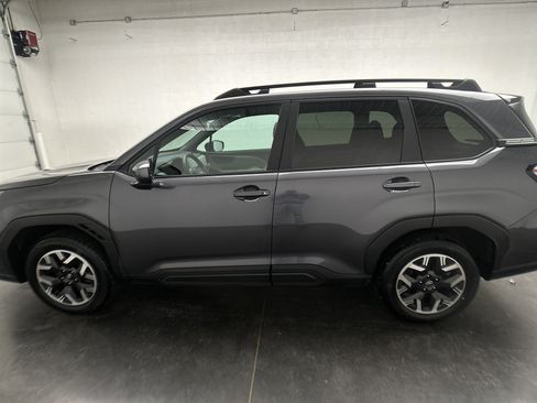 Used 2026 Subaru Forester Premium AWD/4WD image 38