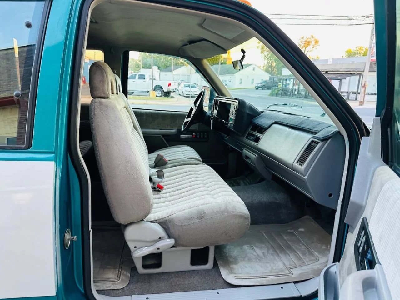 Used 1993 GMC Sierra 3500 2WD Extended Cab image 33