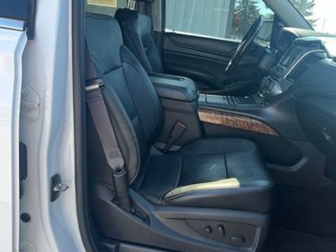 Used 2016 Chevrolet Suburban LTZ AWD/4WD image 31