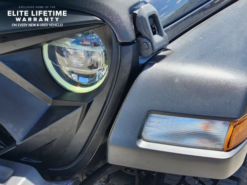 Used 2021 Jeep Wrangler Unlimited Sport AWD/4WD image 6