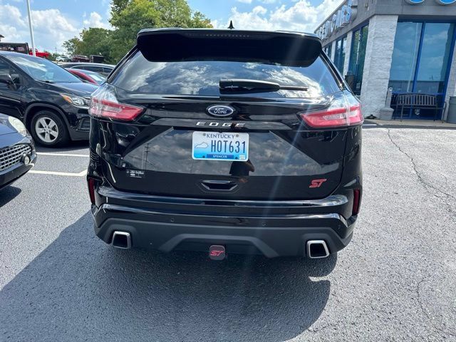 Used 2023 Ford Edge ST AWD/4WD image 5