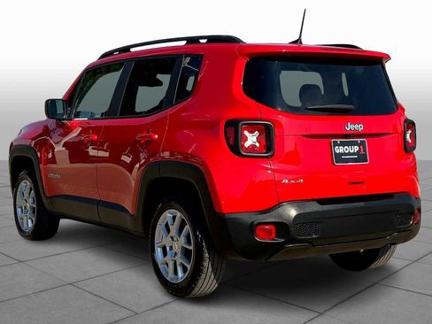 Used 2023 Jeep Renegade Latitude w/ Premium Group image 11