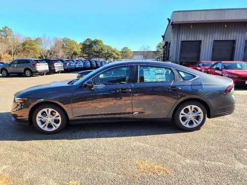 New 2025 Honda Accord LX image 3