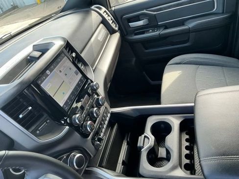 Used 2024 RAM 2500 Big Horn w/ Sport Appearance Package AWD/4WD image 25